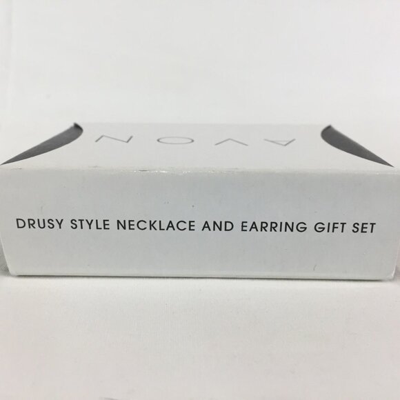 New In Original Box Drusy Style Necklace & Earring Gift Set Avon 2012 - Picture 8 of 9